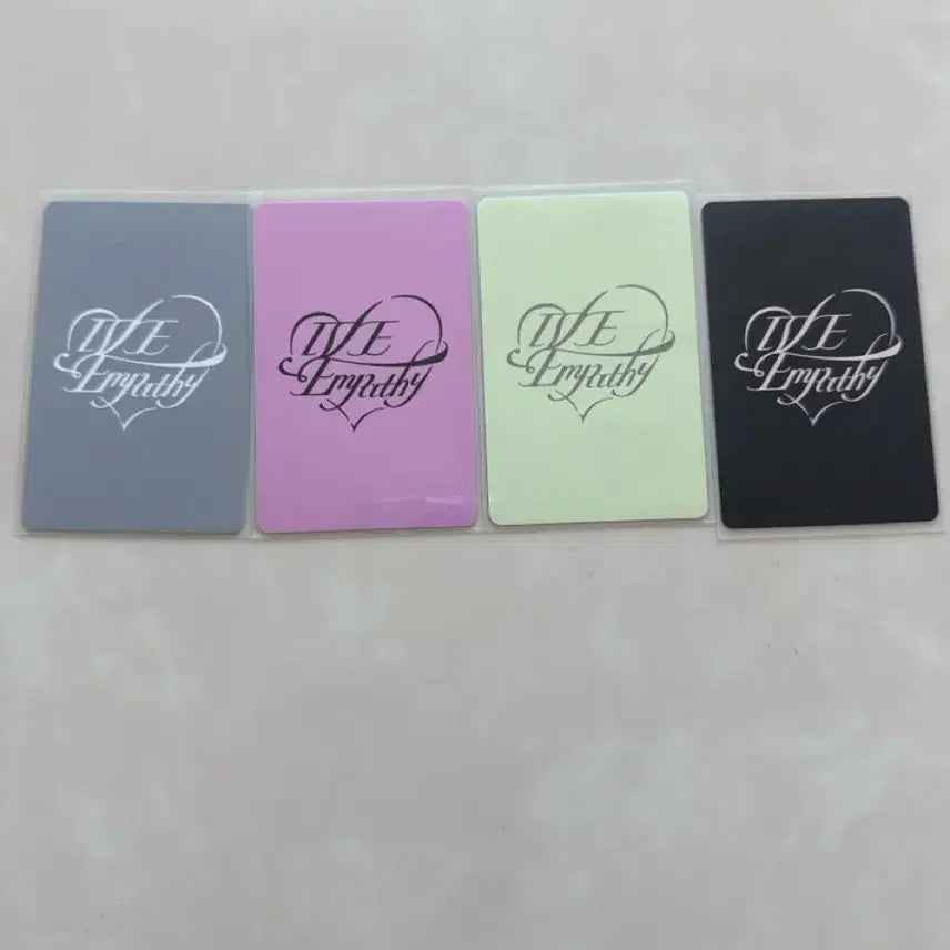 [BUNJANG] IVE Liz Empathy Album Photocard 4-Piece Set / 아이브 리즈 엠파시 앨범 포카 4종 세트