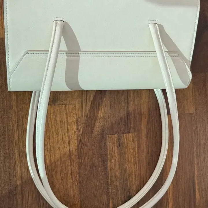[BUNJANG] GOSE Urban Square Shoulder Bag Cream White / 고세 어반 스퀘어 숄더백 크림화이트