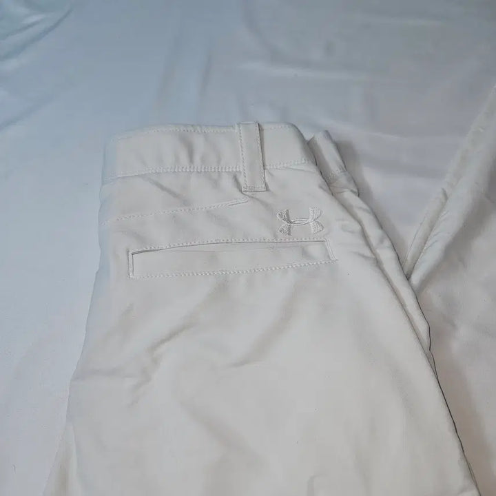 [BUNJANG] Under Armour Training Sports Golf Functional Slacks Pants (Size 30) / 언더아머 기능성 슬랙스 팬츠 바지 트레이닝 스포츠 골프 30