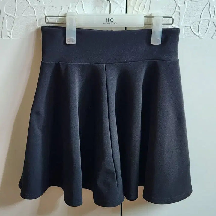 [BUNJANG] Black Flare Mini Skirt / 검정 블랙 플레어 미니 스커트