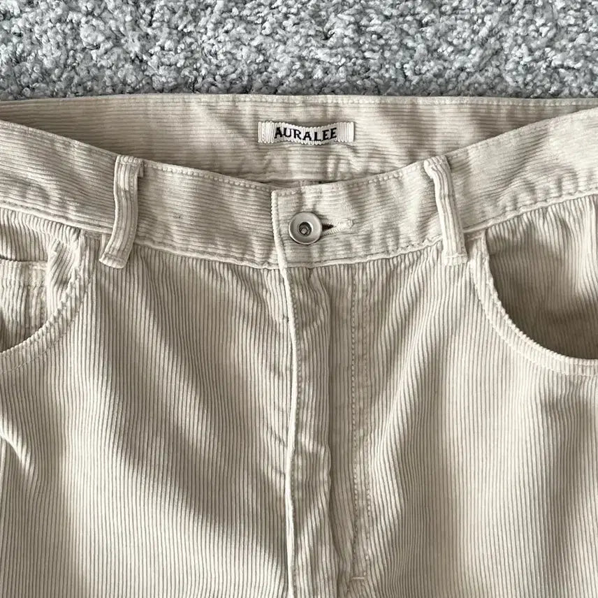 [BUNJANG] Auralee Pigment Dyed Corduroy Wide Pants / 오라리 피그먼트 다이드 코듀로이 와이드 팬츠 화이트 카키 4