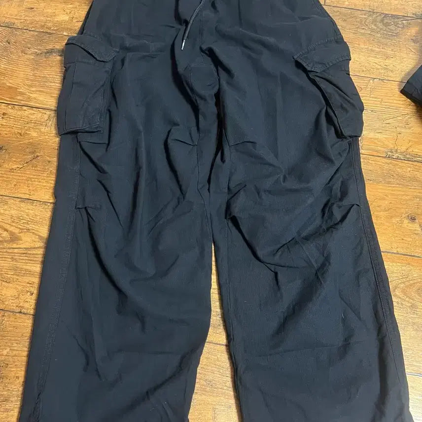 [BUNJANG] Code Graphy Cool Nylon Cargo Pants Black L / 코드그라피 쿨 나일론 카고팬츠 블랙 L