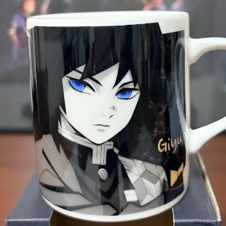 [BUNJANG] Demon Slayer Giyu Monochrome Mug / (희귀급매)귀멸의칼날 기유 모노크롬 머그컵/덤 렌코쿠 양면 플라스틱 컵