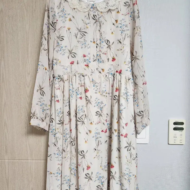 [BUNJANG] Strawberry Jam Project Chiffon Dress / 딸기쨈프로젝트 쉬폰 원피스