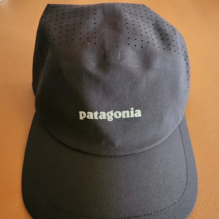 [BUNJANG] Patagonia Ultralight Ridge Hat Black / 파타고니아 울트라라이트 릿지 햇 블랙