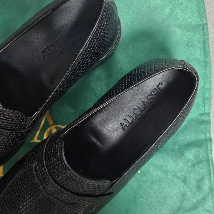 [BUNJANG] Allclassic Intrecciato Pattern Penny Loafers / 올클래식 한정판 소가죽 인트레치아노 패턴 페니 로퍼