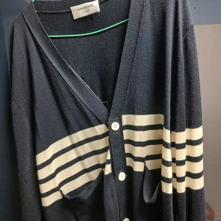 [BUNJANG] Thom Browne Sailboat Navy Cardigan / 톰브라운 돛단배 4선 네이비 니트 가디건