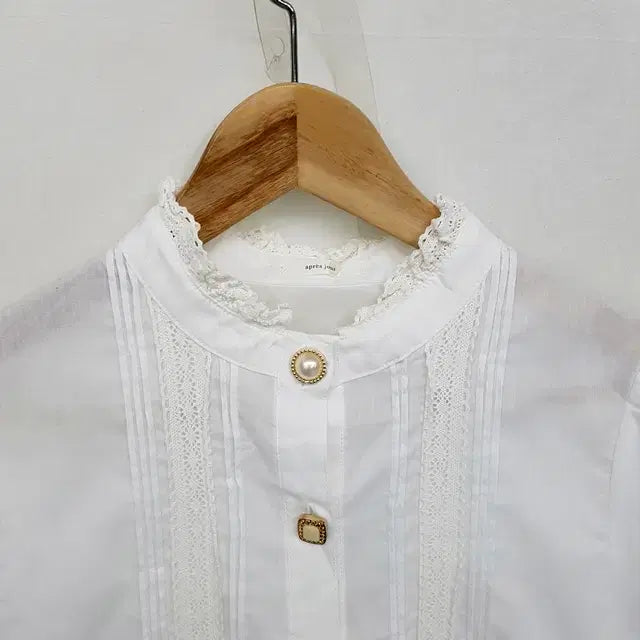 [BUNJANG] apres jour Blouse / apres jour 블라우스