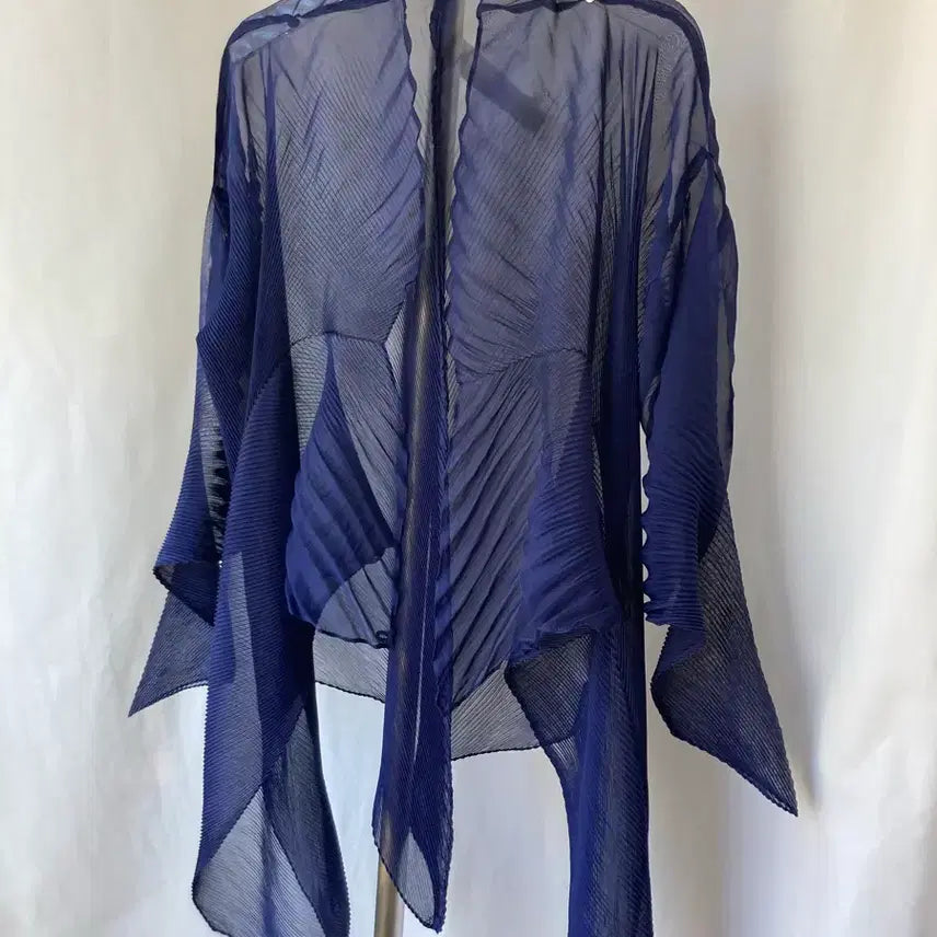 [SOLD OUT] 정품) 이세이미야케 플리츠플리즈 봄 여름 가디건 네이비