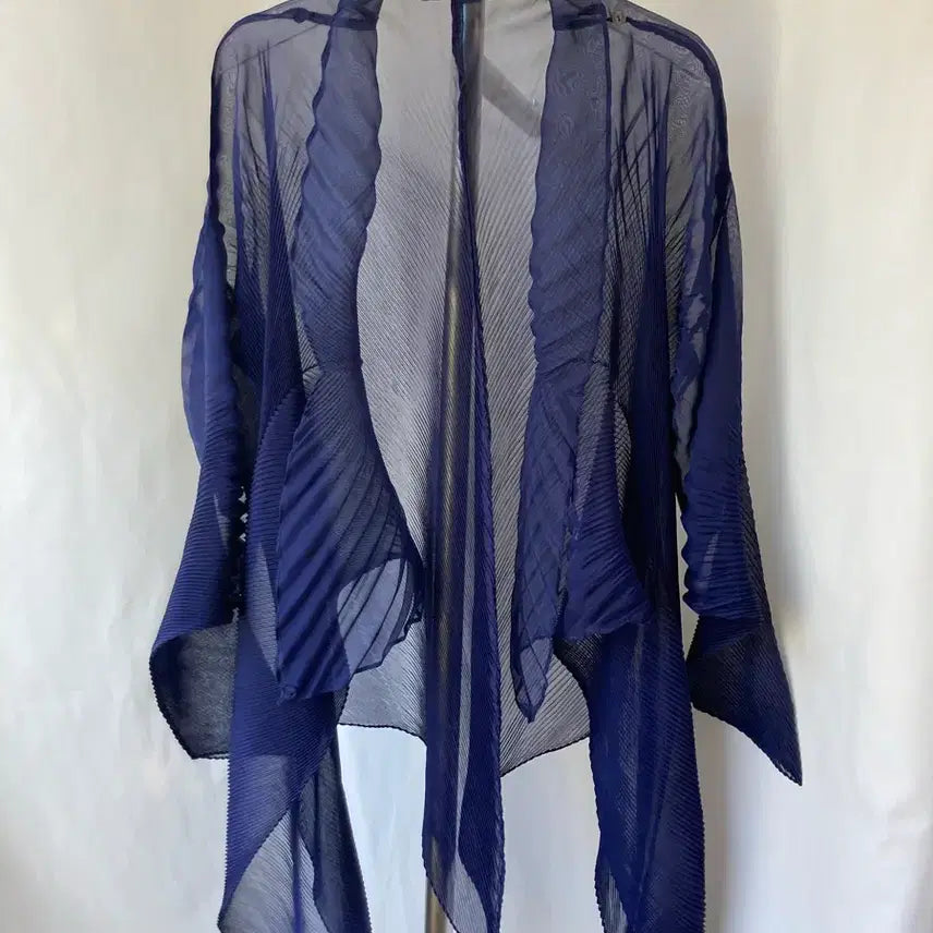 [SOLD OUT] 정품) 이세이미야케 플리츠플리즈 봄 여름 가디건 네이비