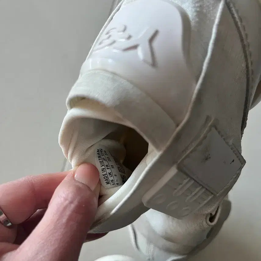 [BUNJANG] Y-3 Qasa Triple White Sneakers / Y-3콰사 트리플화이트