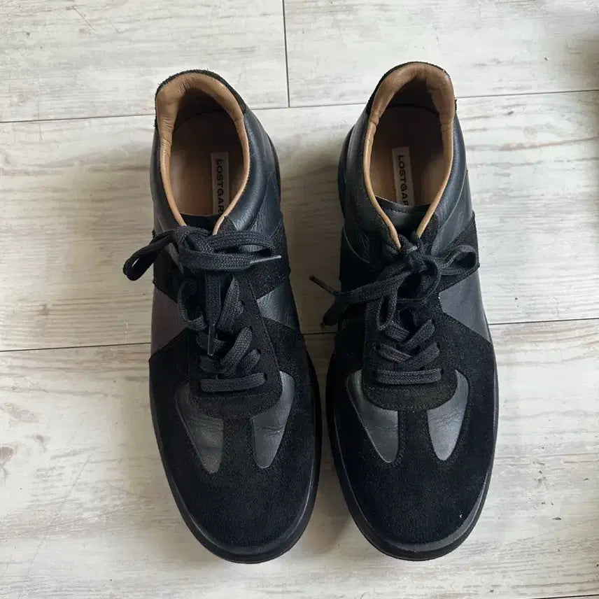 [BUNJANG] Lost Garden Suede Black Sneakers 265 / 로스트가든 스웨이드 블랙 스니커즈 265