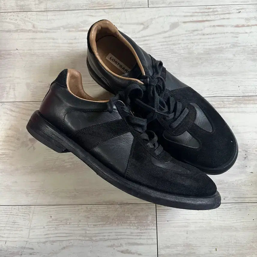 [BUNJANG] Lost Garden Suede Black Sneakers 265 / 로스트가든 스웨이드 블랙 스니커즈 265