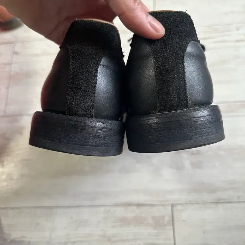 [BUNJANG] Lost Garden Suede Black Sneakers 265 / 로스트가든 스웨이드 블랙 스니커즈 265