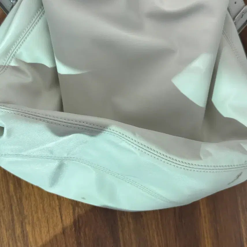 [BUNJANG] Loeuvre Sac de Flot Oatmeal Handbag / 루에브르 Sac de Flot 오트밀