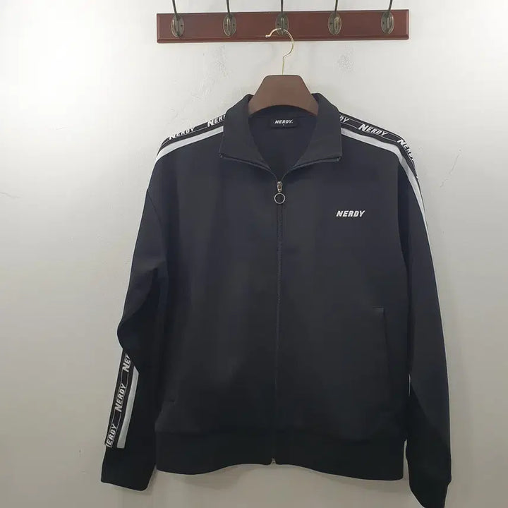 [SOLD OUT] S 널디 남성 블랙 테이핑로고 져지