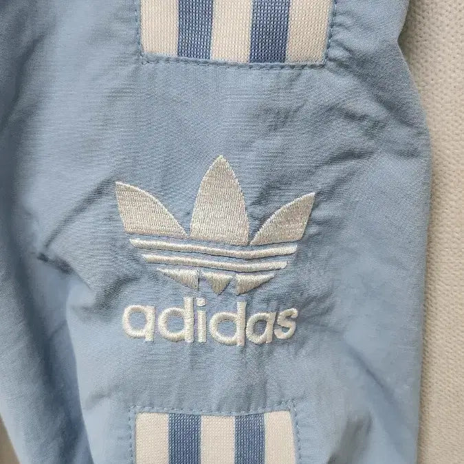[BUNJANG] Adidas Lock-Up Track Pants Sky Blue XS / 아디다스 Adidas 락업 트랙 팬츠 스카이블루 XS