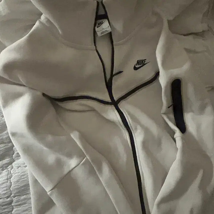 [BUNJANG] Nike Tech Pack White Jacket / 나이키 테크팩 화이트 m