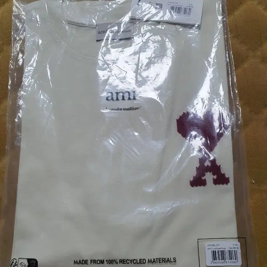 [BUNJANG] AMI Small Heart Short Sleeve T-shirt (XL) / 아미 스몰 하트 반팔 티셔츠 XL
