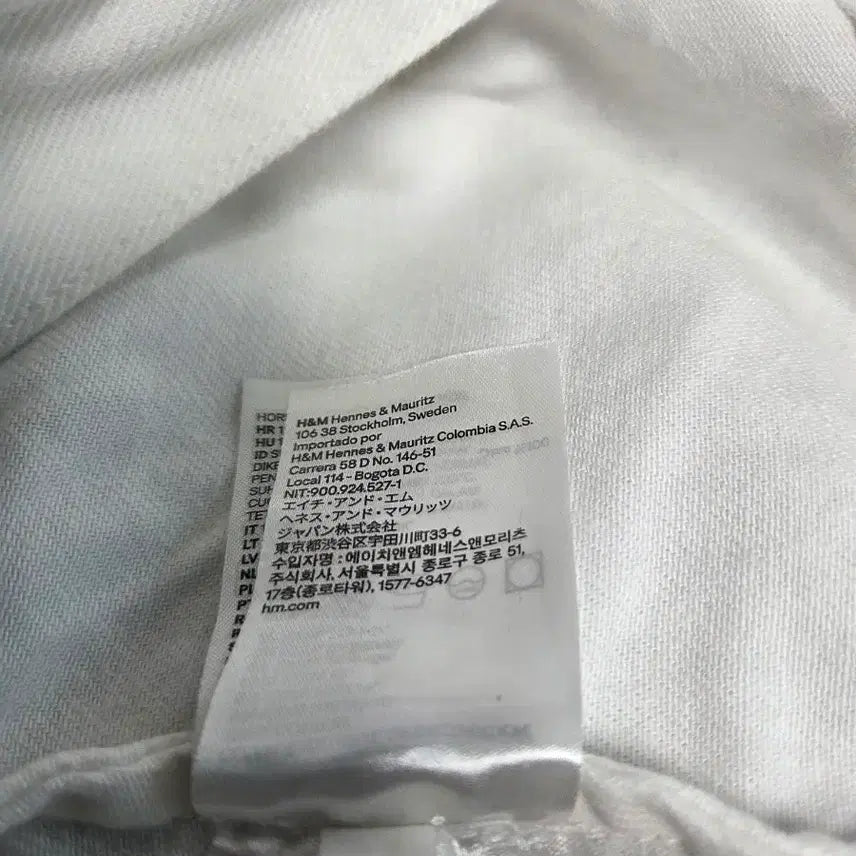 [SOLD OUT] H&amp;M 화이트 데님 크롭 자켓
