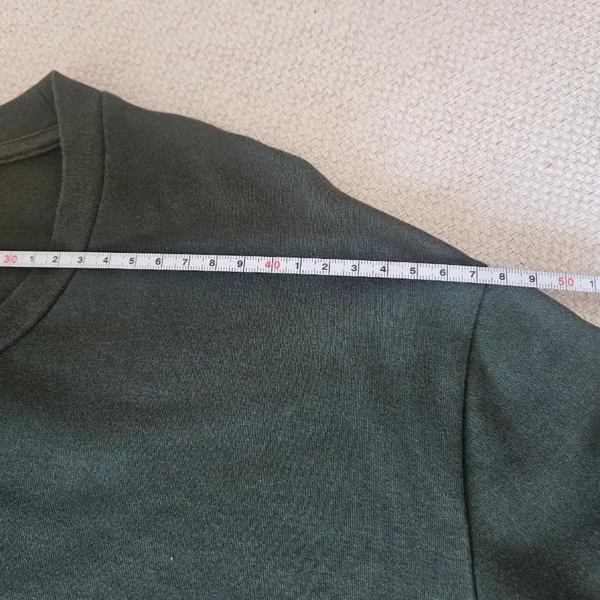 [BUNJANG] COS Zipper Pocket T-shirt Deep Khaki / 코스(COS) 지퍼포켓 티셔츠 딥카키