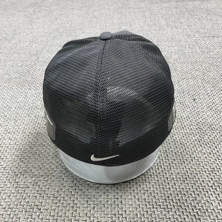 [SOLD OUT] 나이키 스우시 메쉬캡 모자 그레이