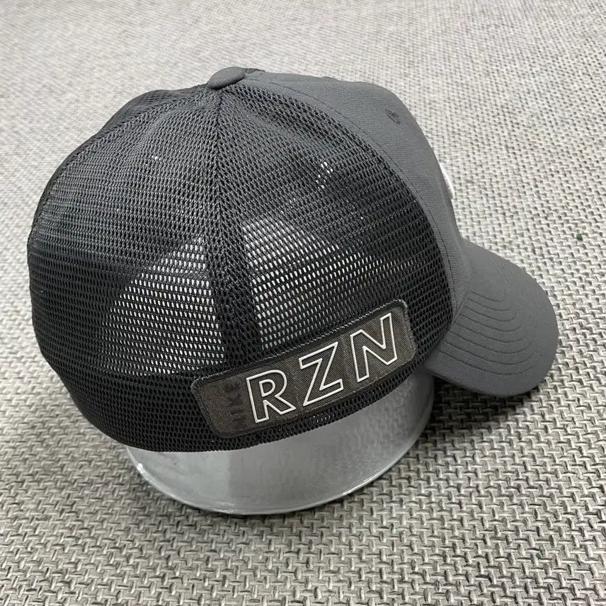 [SOLD OUT] 나이키 스우시 메쉬캡 모자 그레이
