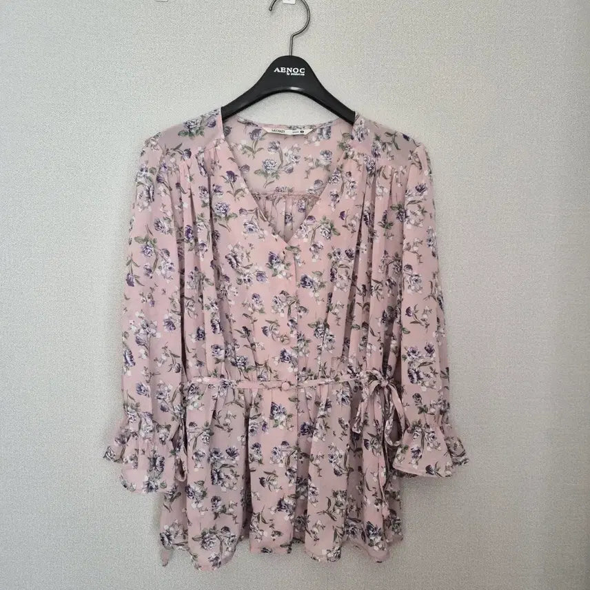 [BUNJANG] MIXXO Chiffon Floral Blouse / 미쏘 쉬폰 플라워 블라우스