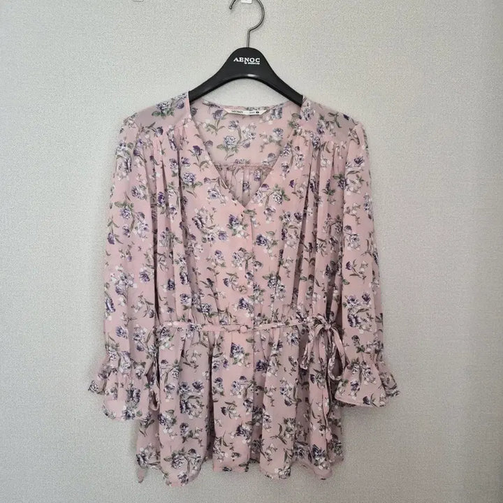 [BUNJANG] MIXXO Chiffon Floral Blouse / 미쏘 쉬폰 플라워 블라우스