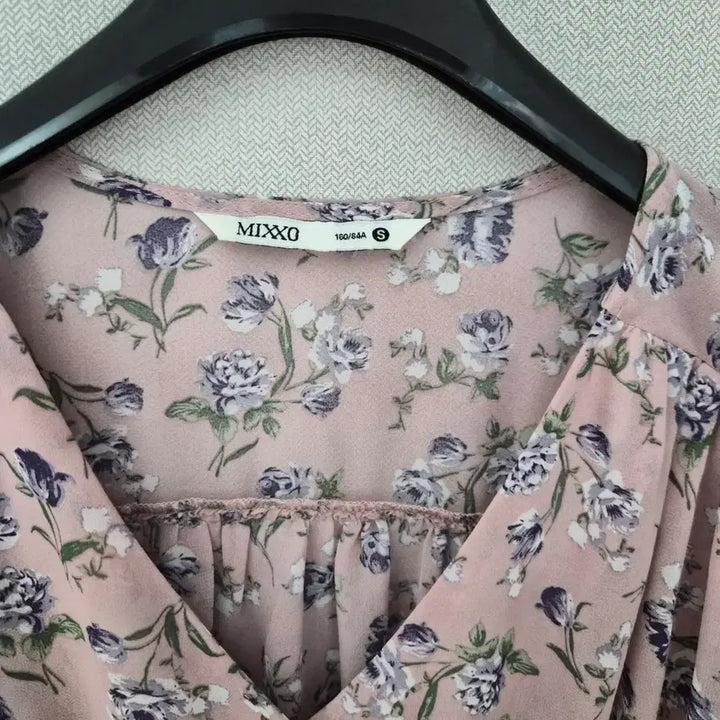 [BUNJANG] MIXXO Chiffon Floral Blouse / 미쏘 쉬폰 플라워 블라우스