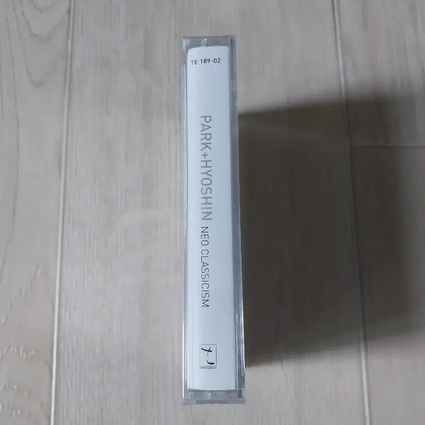 [BUNJANG] Park Hyo Shin Neo Classicism Sealed Cassette Tape / 박효신 Neo Classicism 미개봉 카세트 테이프