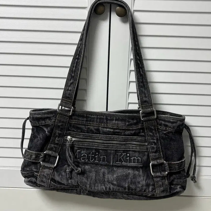 [SOLD OUT] 마뗑킴 워시드 데님 스퀘어백 블랙