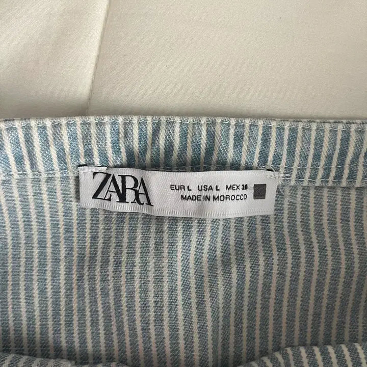 [BUNJANG] ZARA Striped Mini Skirt / 자라 스트라이프 버튼 미니스커트 L