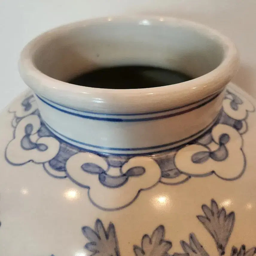 [BUNJANG] Celadon Porcelain Peony Motif Large Jar / 청화백자 모란문 대호