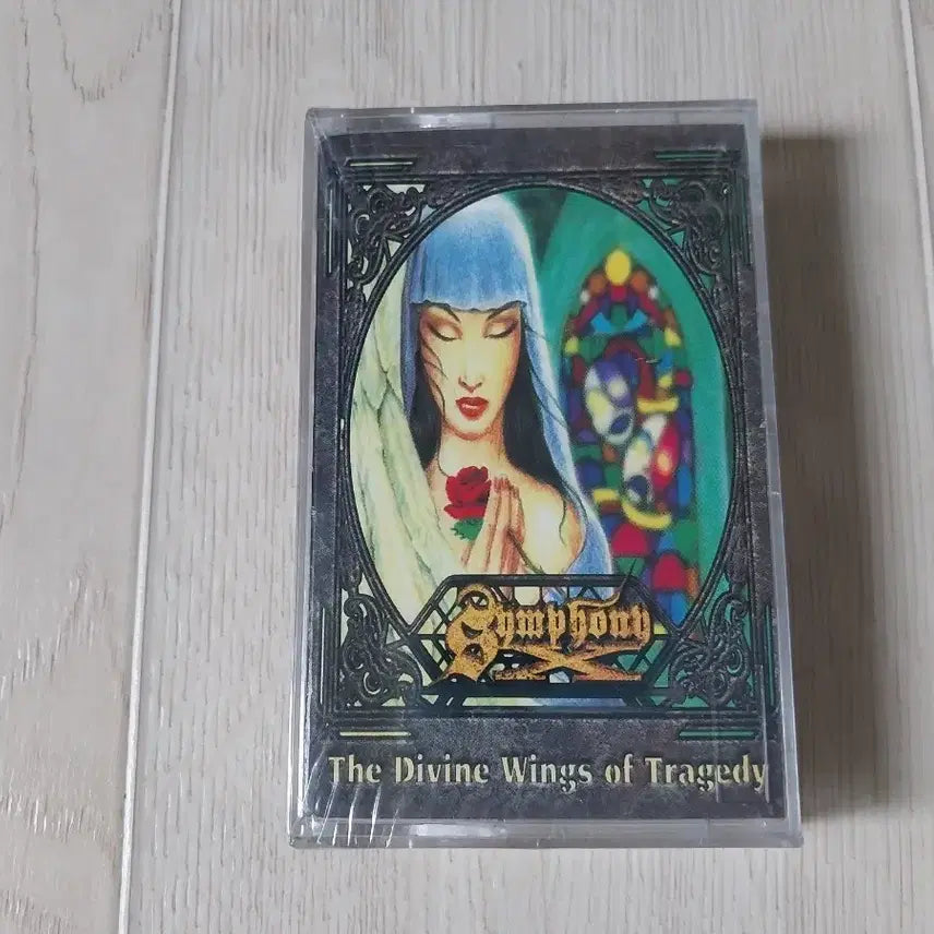 [SOLD OUT] 심포니 엑스 The Divine Wings 미개봉 카세트 테이프