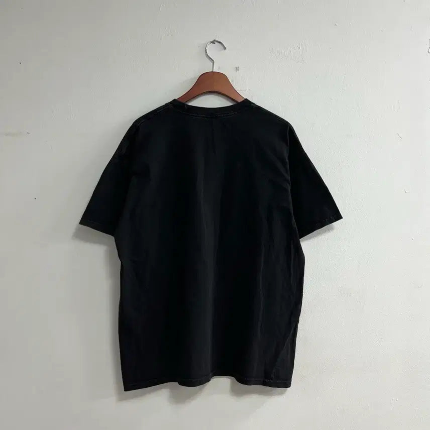 [BUNJANG] Selena Quintanilla Black T-shirt / 셀레나 퀸타닐라 블랙 티셔츠