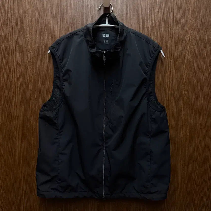 [SOLD OUT] 유니클로 우븐 베스트 조끼 집업 M