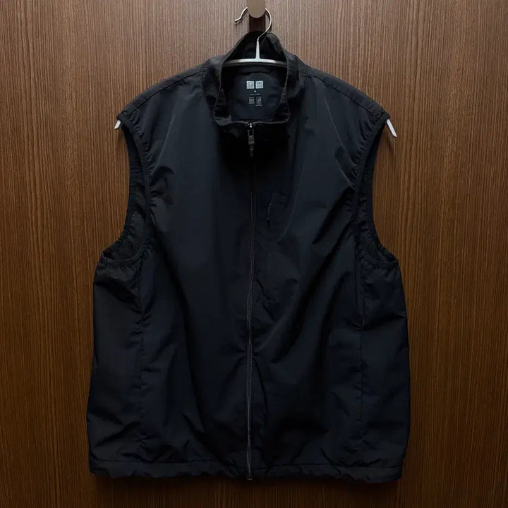 [SOLD OUT] 유니클로 우븐 베스트 조끼 집업 M