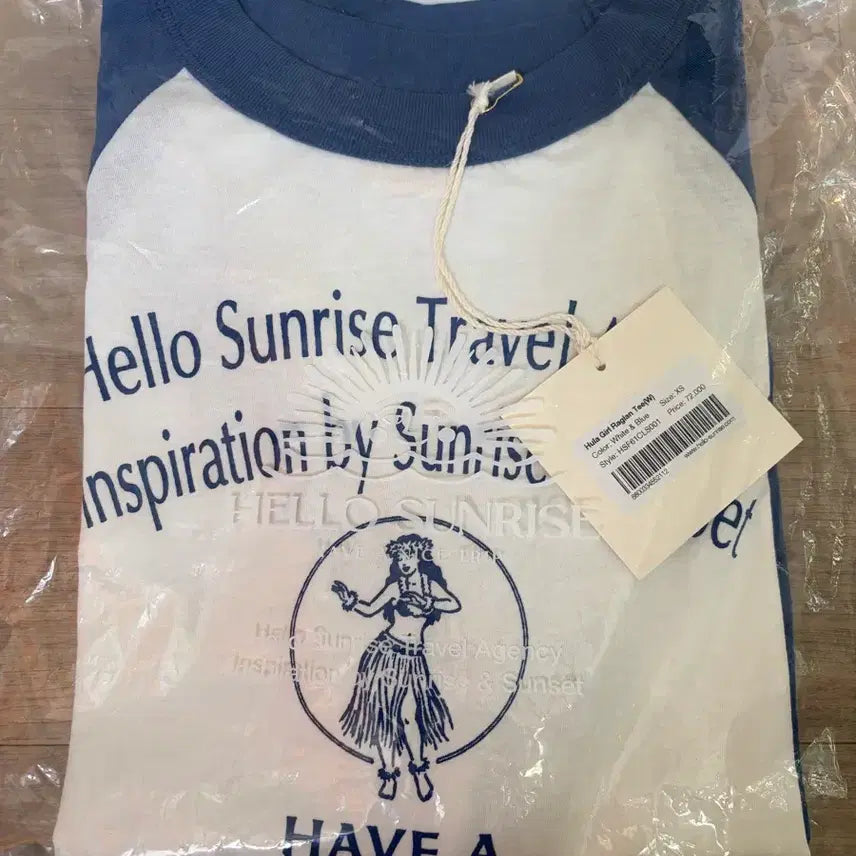 [SOLD OUT] 새상품) 헬로선라이즈 훌라걸 래글런 티