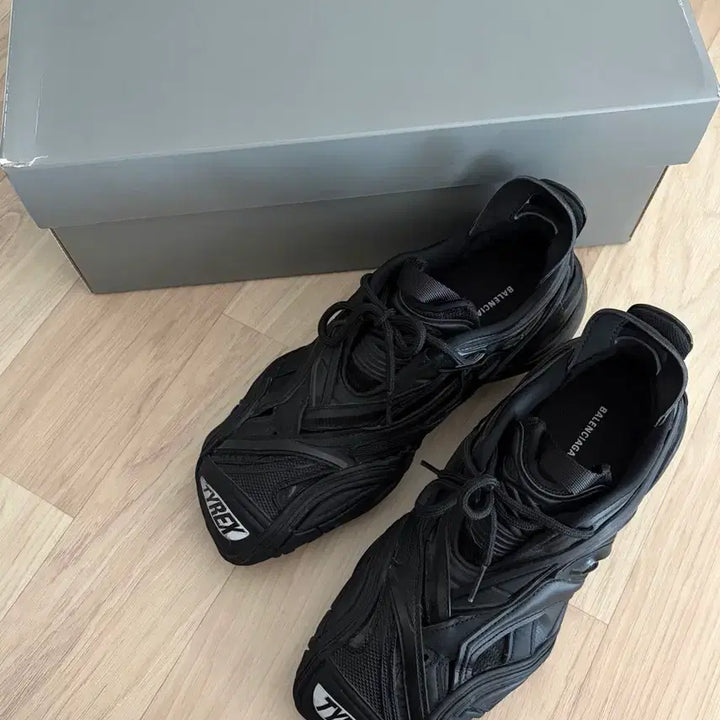 [BUNJANG] Balenciaga Tyrex Black Sneakers / 발렌시아가 tyrex 타이렉스 블랙 37