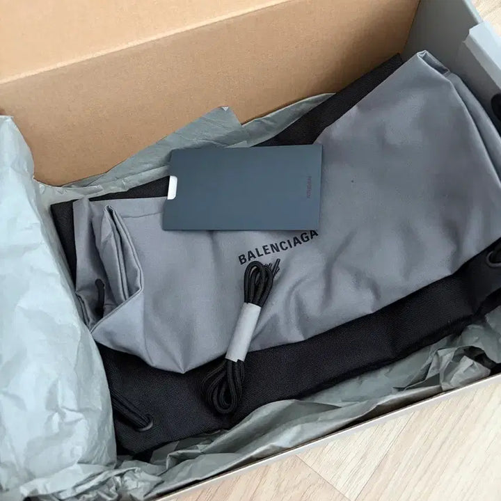 [BUNJANG] Balenciaga Tyrex Black Sneakers / 발렌시아가 tyrex 타이렉스 블랙 37