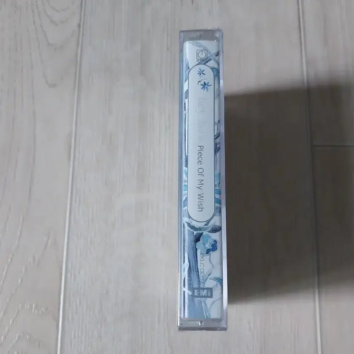 [BUNJANG] Hey 2nd Album Sealed Cassette Tape / hey 2집 미개봉 카세트 테이프