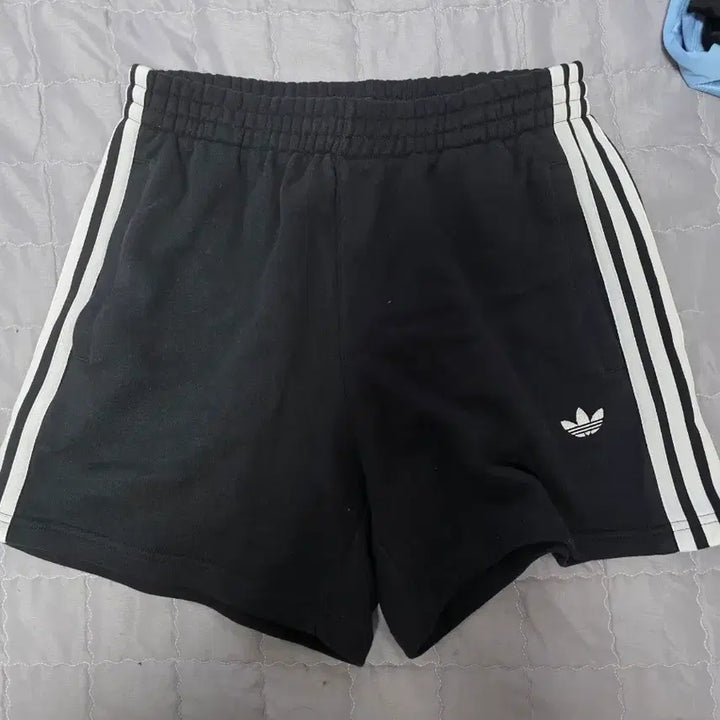 [BUNJANG] Adidas Training Shorts - Black - Size L / 아디다스 반바지 L