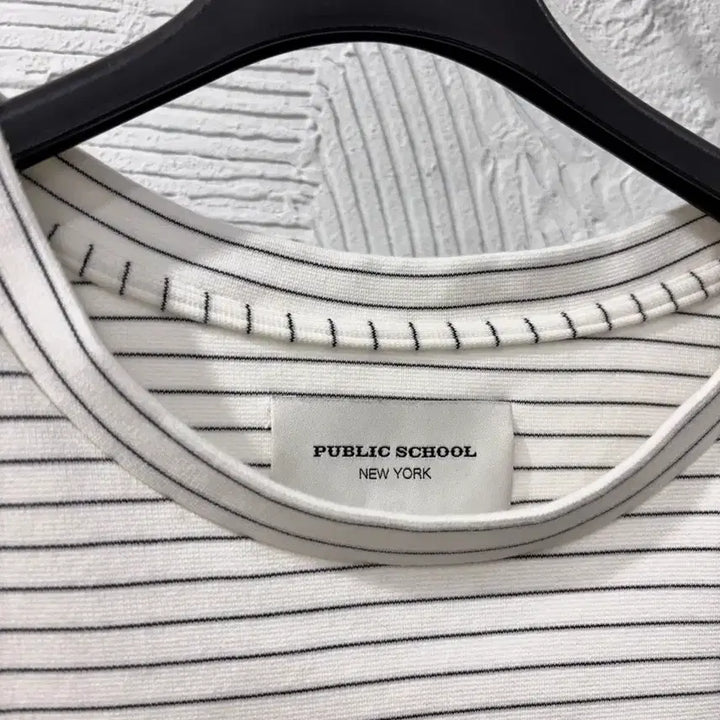 [BUNJANG] Public School Striped Short Sleeve T-shirt / 퍼블릭스쿨 스트라이프 반팔 티