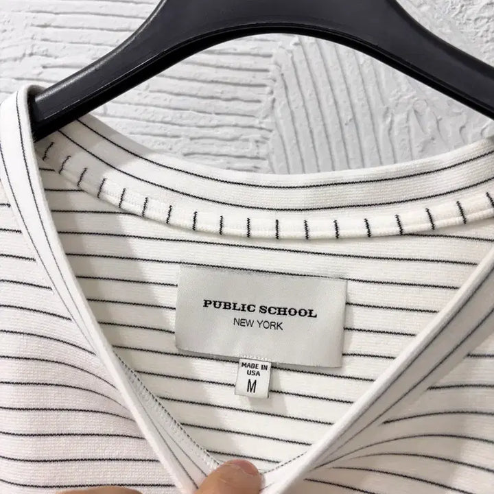 [BUNJANG] Public School Striped Short Sleeve T-shirt / 퍼블릭스쿨 스트라이프 반팔 티