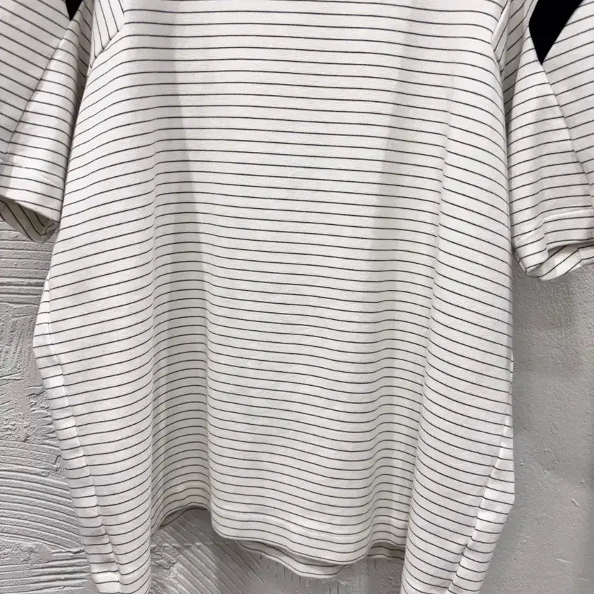 [BUNJANG] Public School Striped Short Sleeve T-shirt / 퍼블릭스쿨 스트라이프 반팔 티