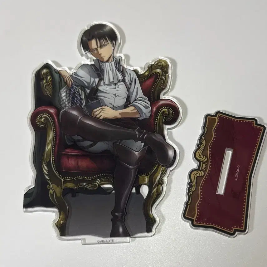 [BUNJANG] Attack on Titan Levi Acrylic Stand Village Vanguard 10th Anniversary Limited Edition / 진격의 거인 리바이 아크릴 스탠드 빌리지 뱅가드 애니메이션 10주년 한정