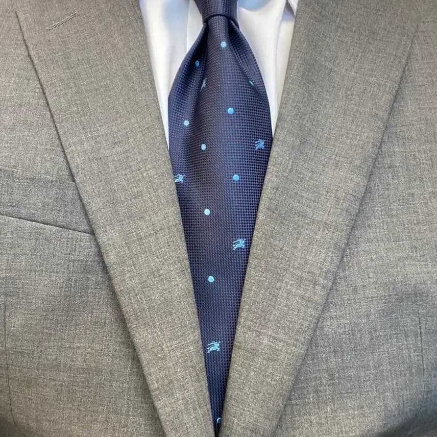 [BUNJANG] Hermes, Burberry, Ferragamo, Balmain Tie / 애르메스 버버리 페레가모 발망 넥타이 팝니다.