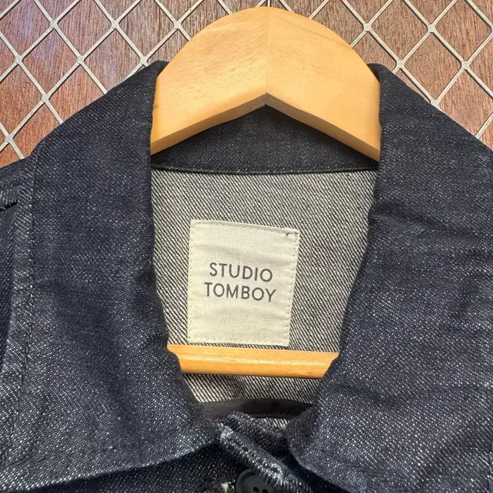 [BUNJANG] Studio Tomboy Denim Patchwork Jacket / 스튜디오 톰보이 생지 데님 와펜 포켓 패치 워크 자켓 F