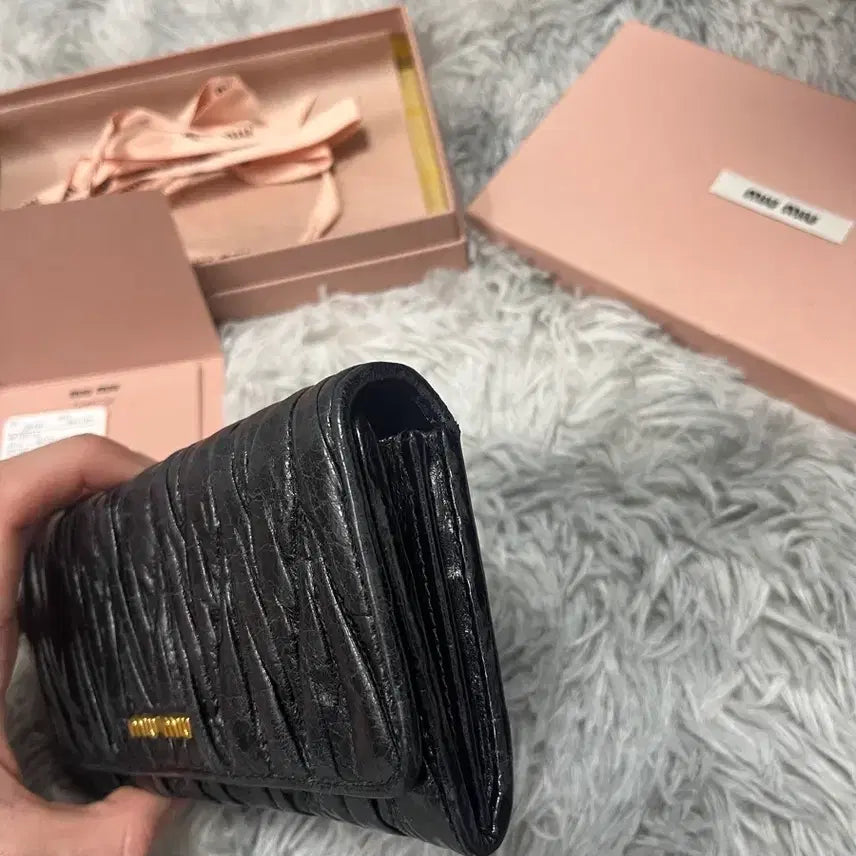 [BUNJANG] Miu Miu Matelassé Long Wallet / [정품/풀구성] 미우미우 마틀라세 장지갑